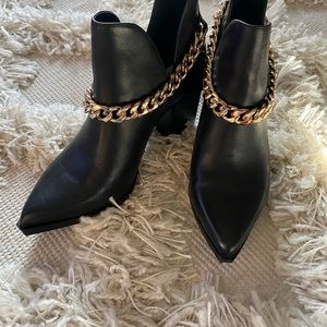 Cedar C Black Leather Booties